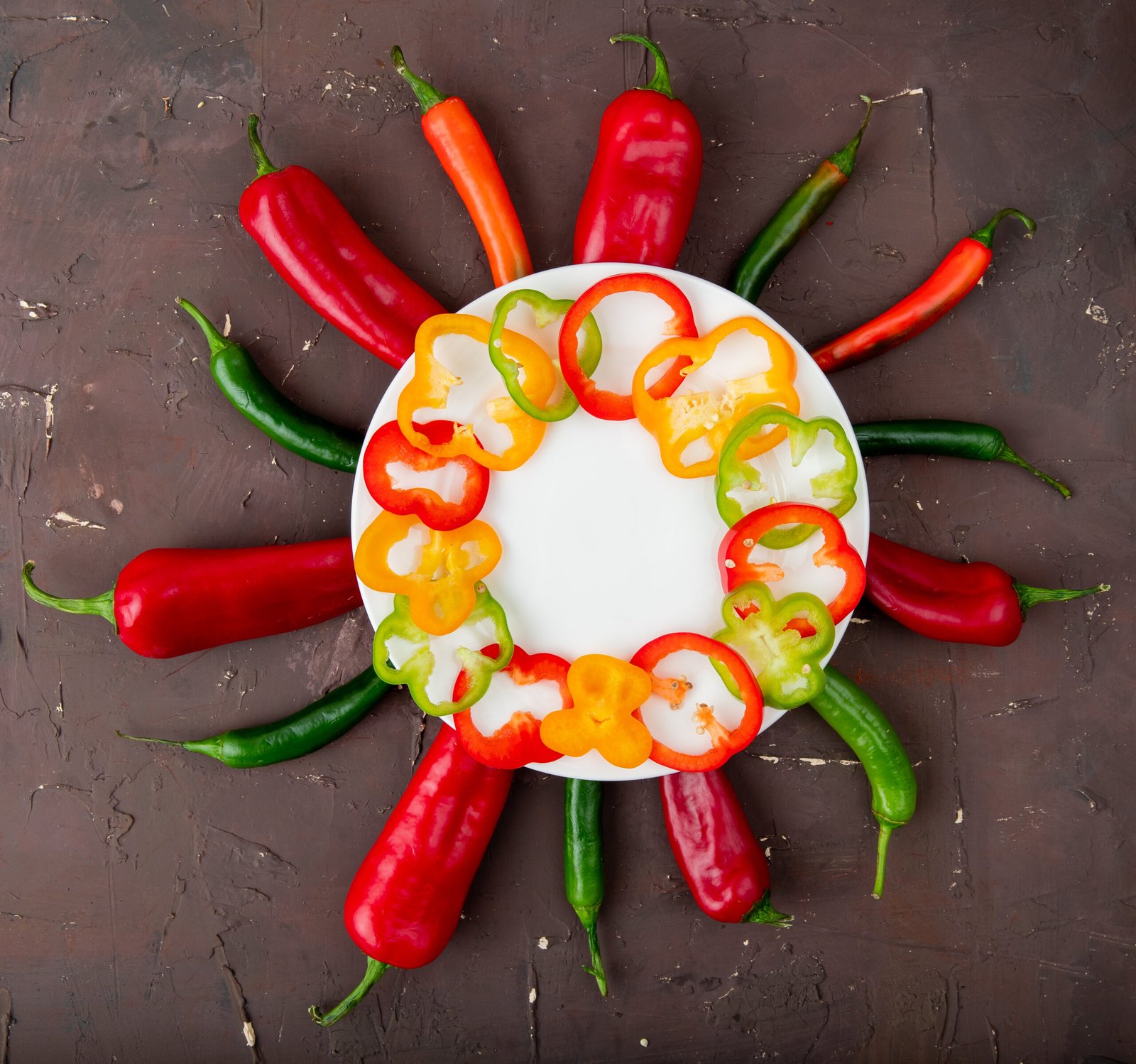 Red jalapenos for import and spice supply